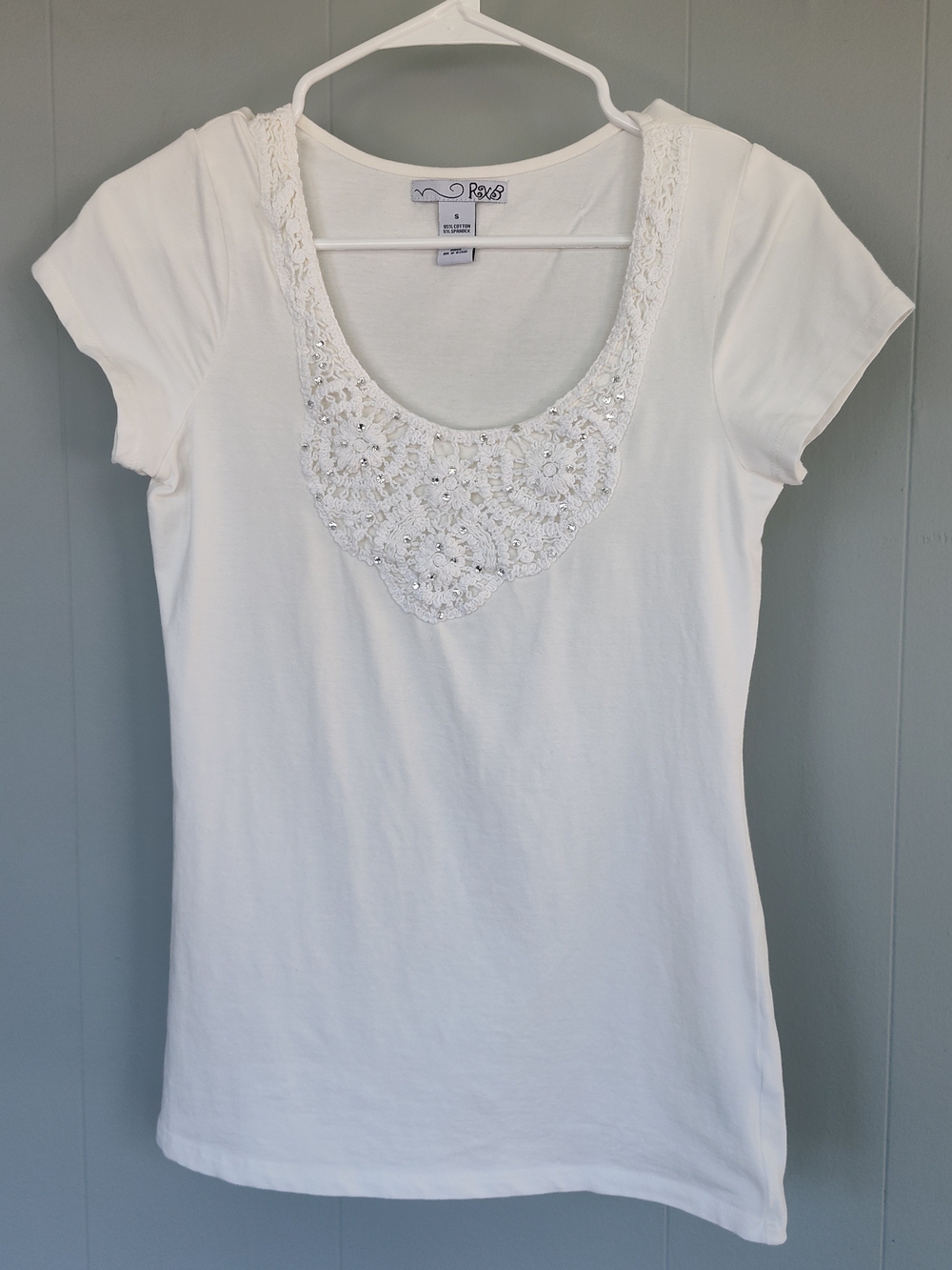 Vintage White Scoop Neck Embellished Women's Top - 95% cotton